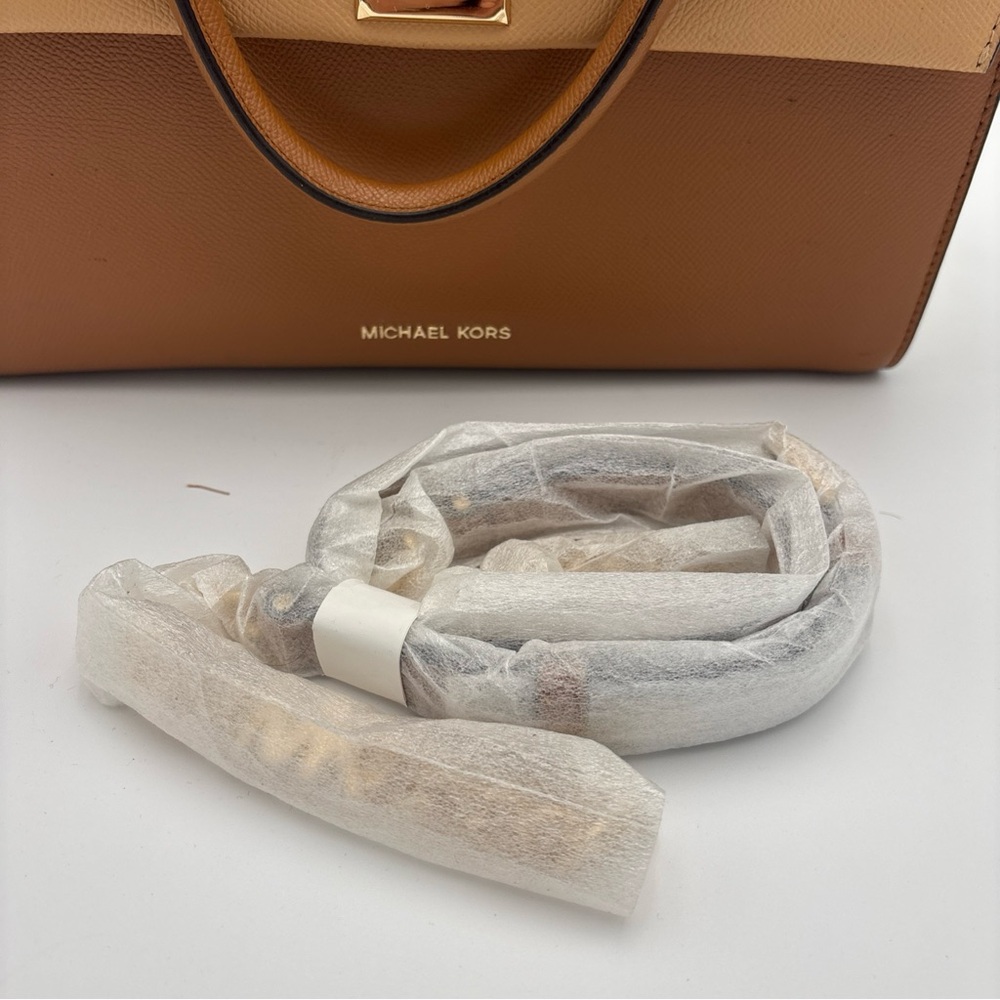 Michael Kors Brown and White‎ Satchel with Chain Strap - Picture 7 of 16